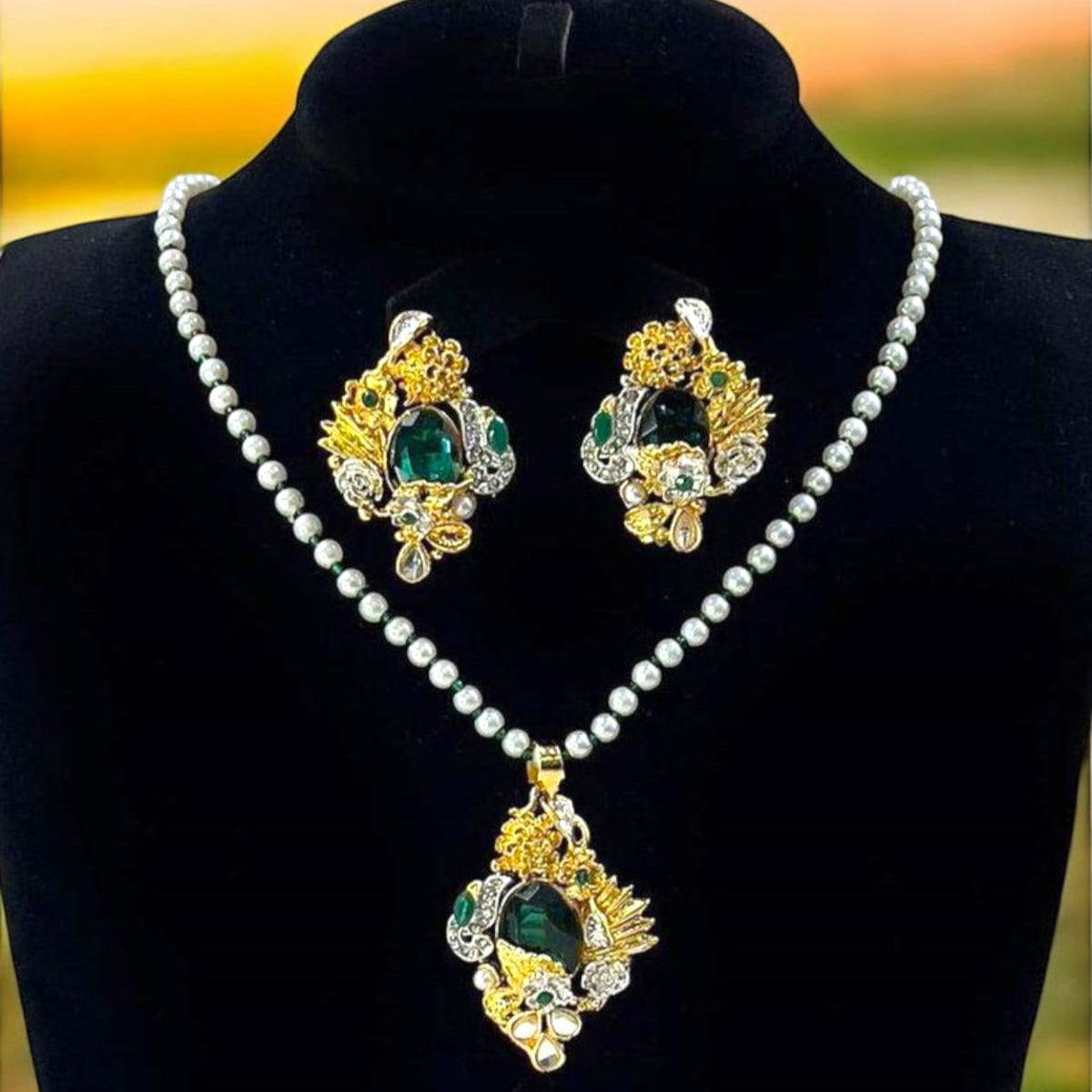 Golden Bloom Necklace