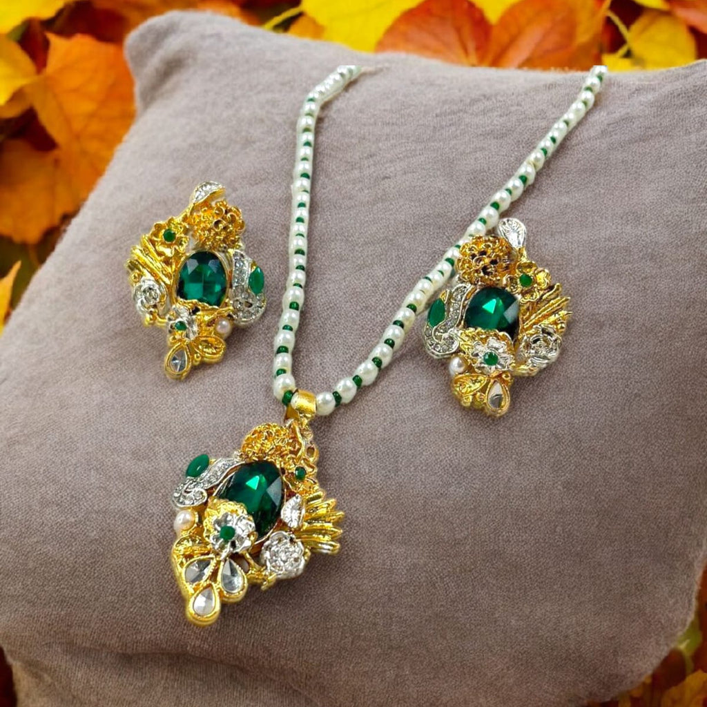 Golden Bloom Necklace