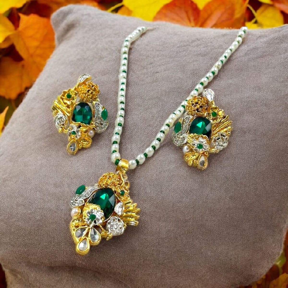 Golden Bloom Necklace