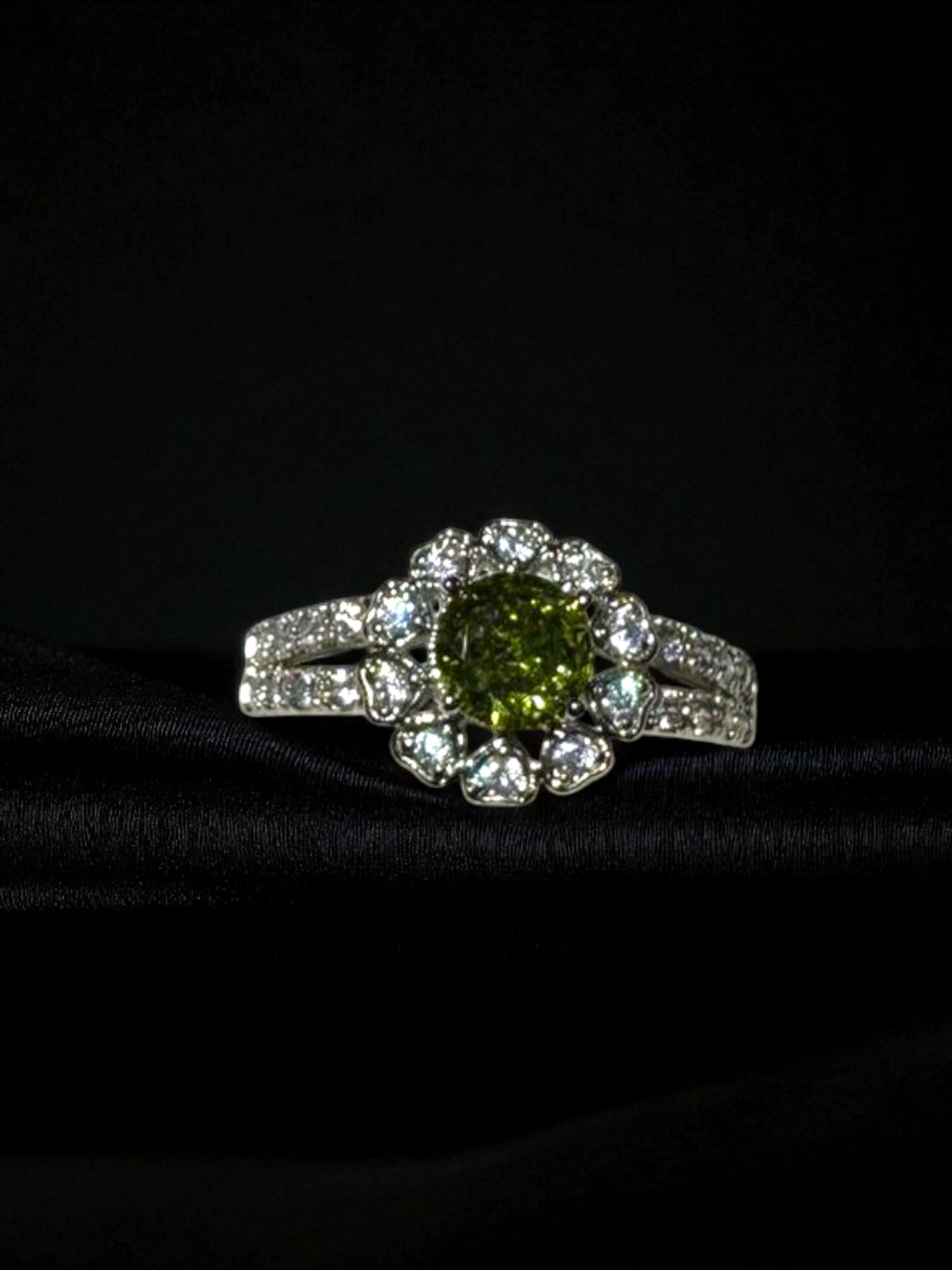 Verdant Whisper Ring