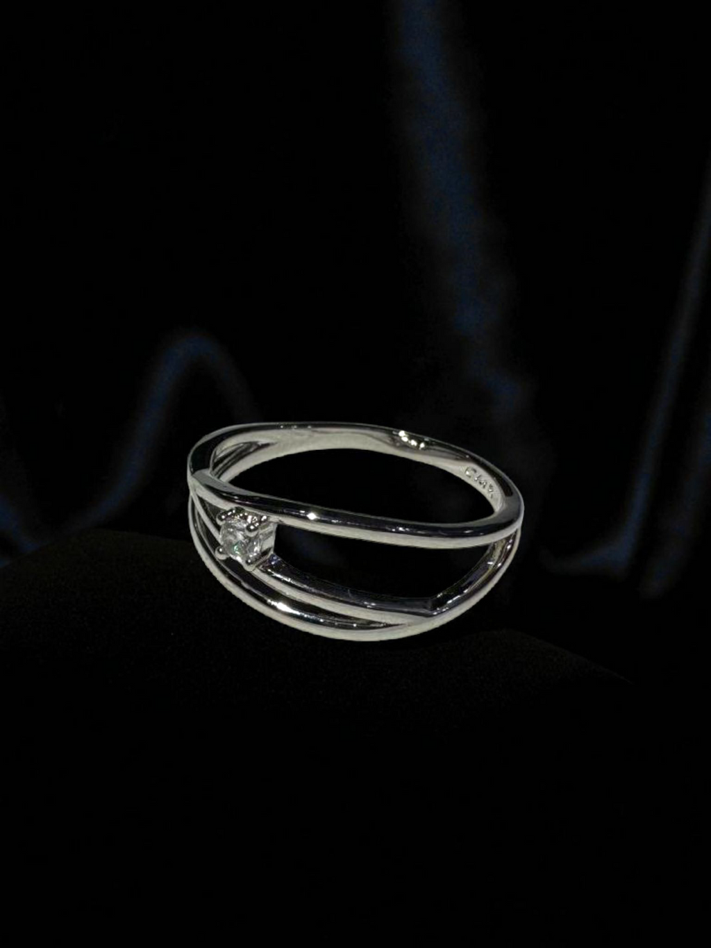 Ethereal Twist Ring