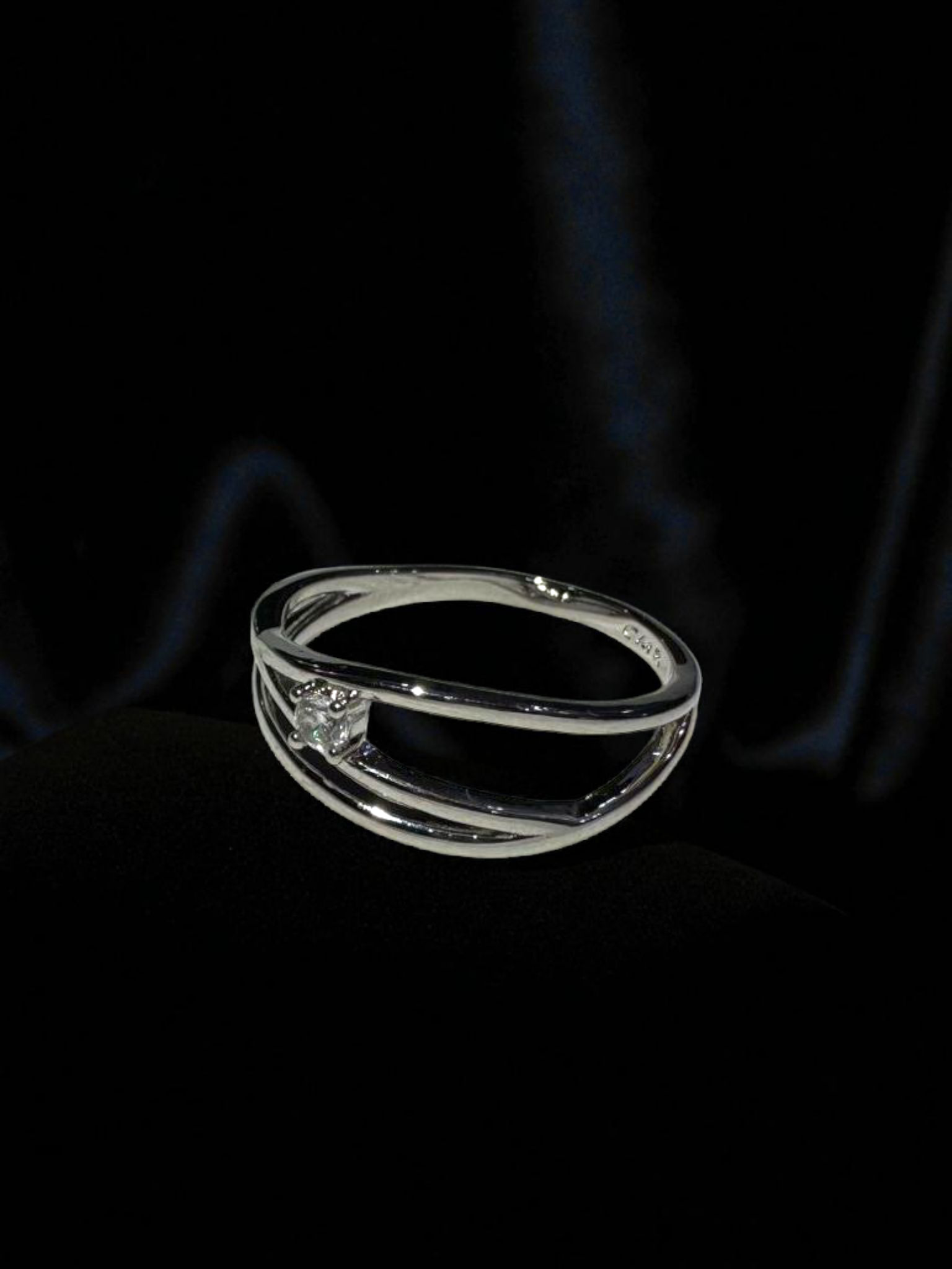 Ethereal Twist Ring