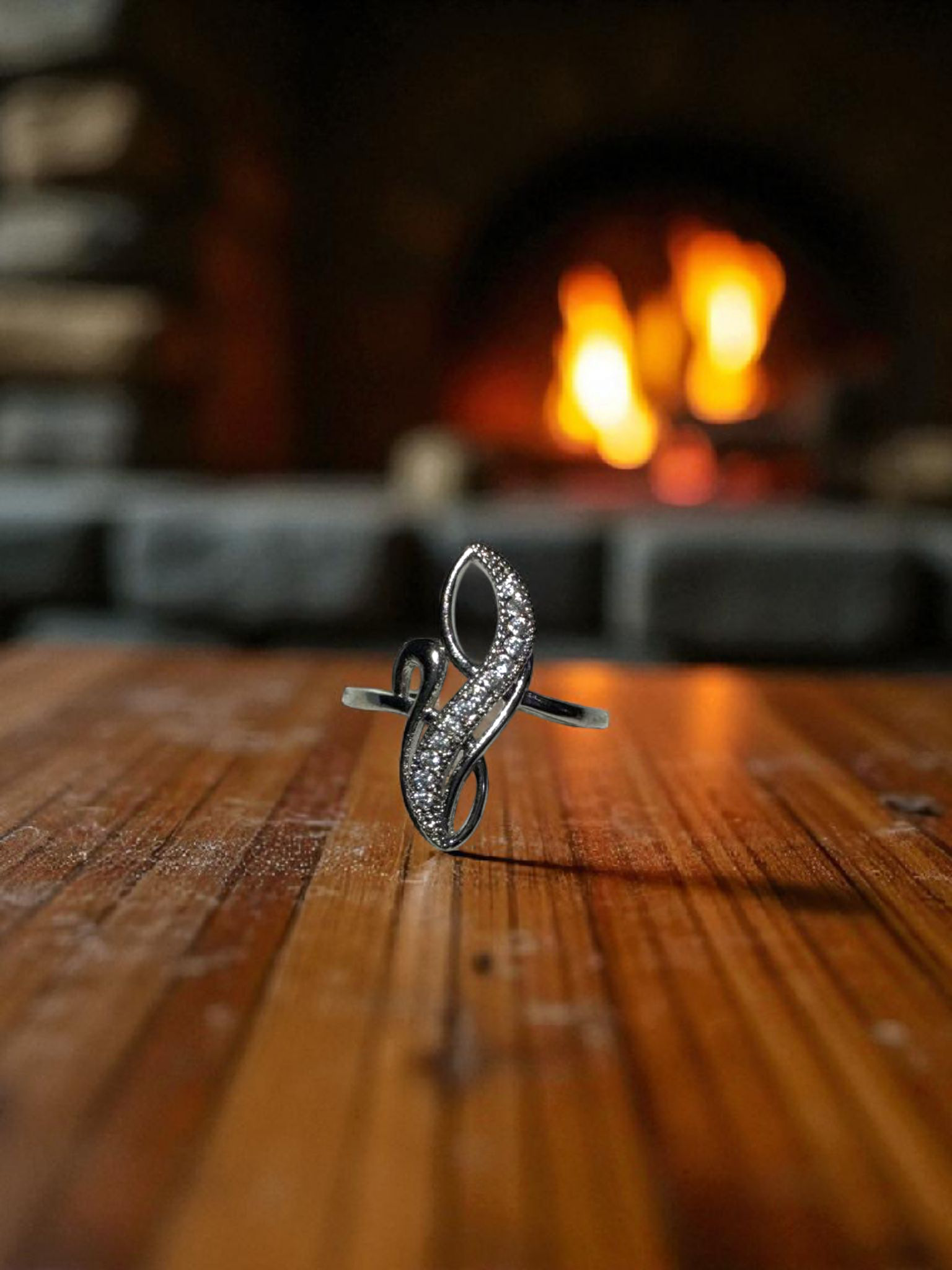 Whispering Curve Ring