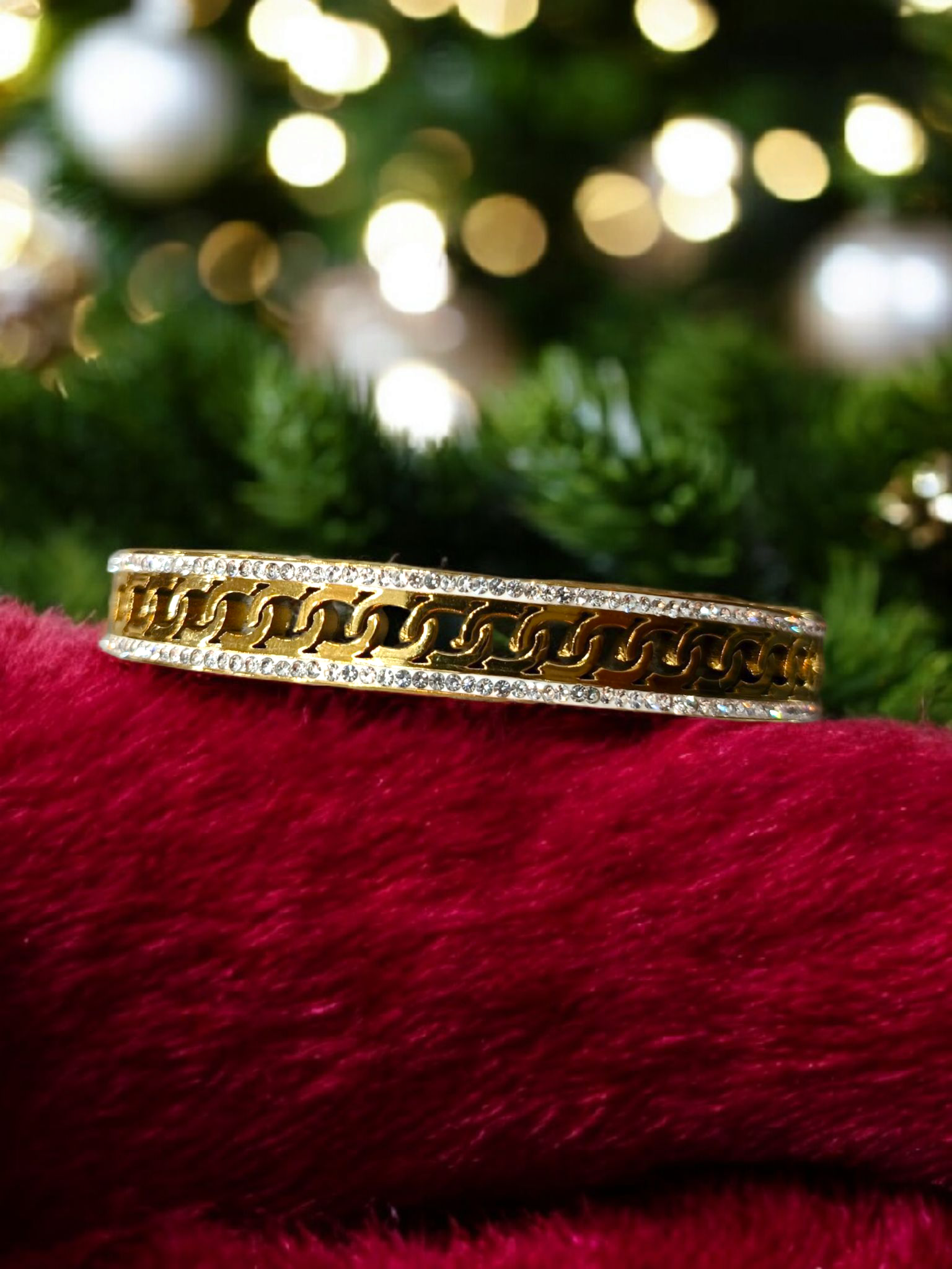 Cuff bracelet 038
