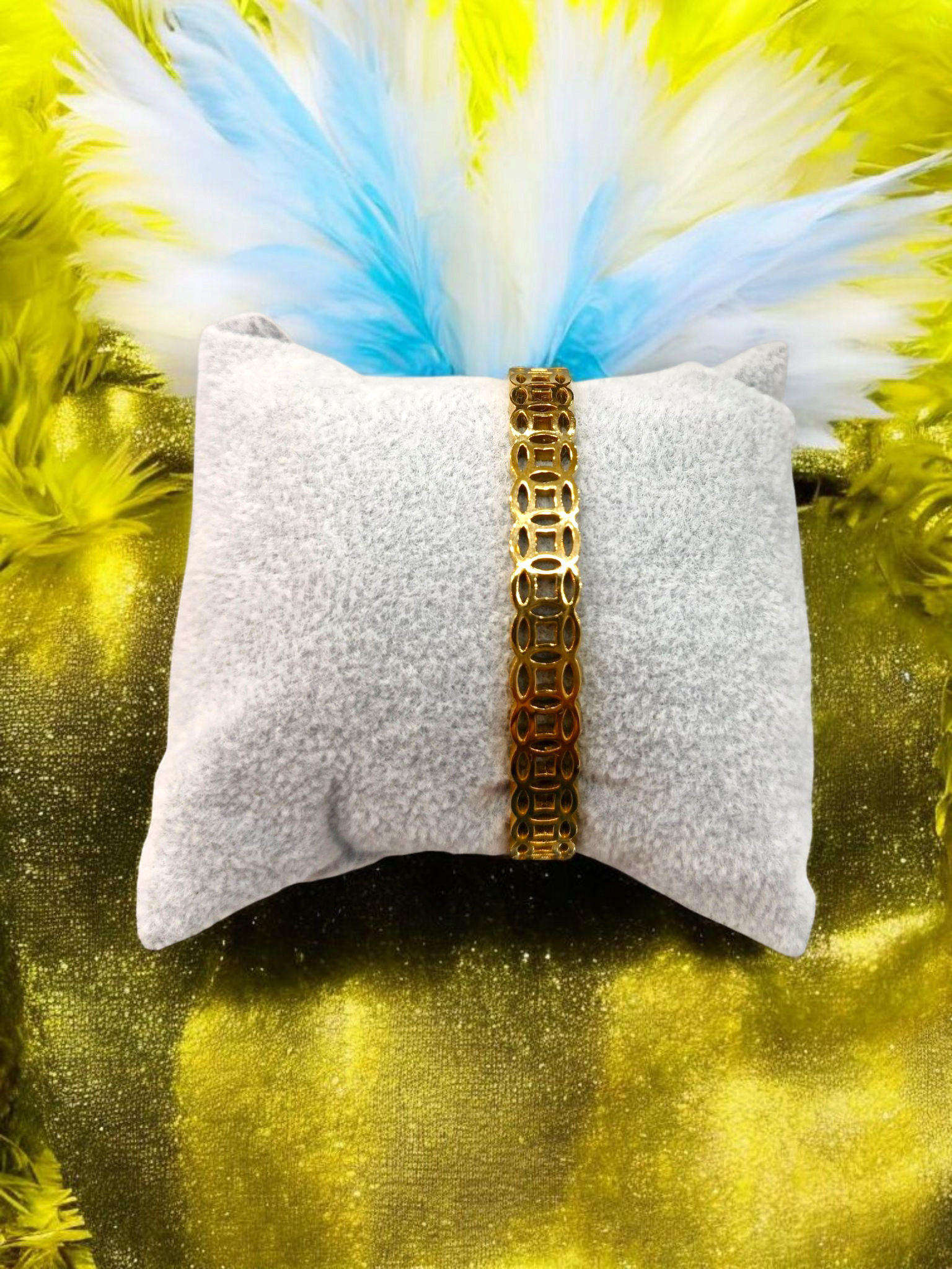 Cuff bracelet 040