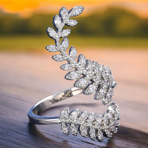 Adjustable leaf Ring